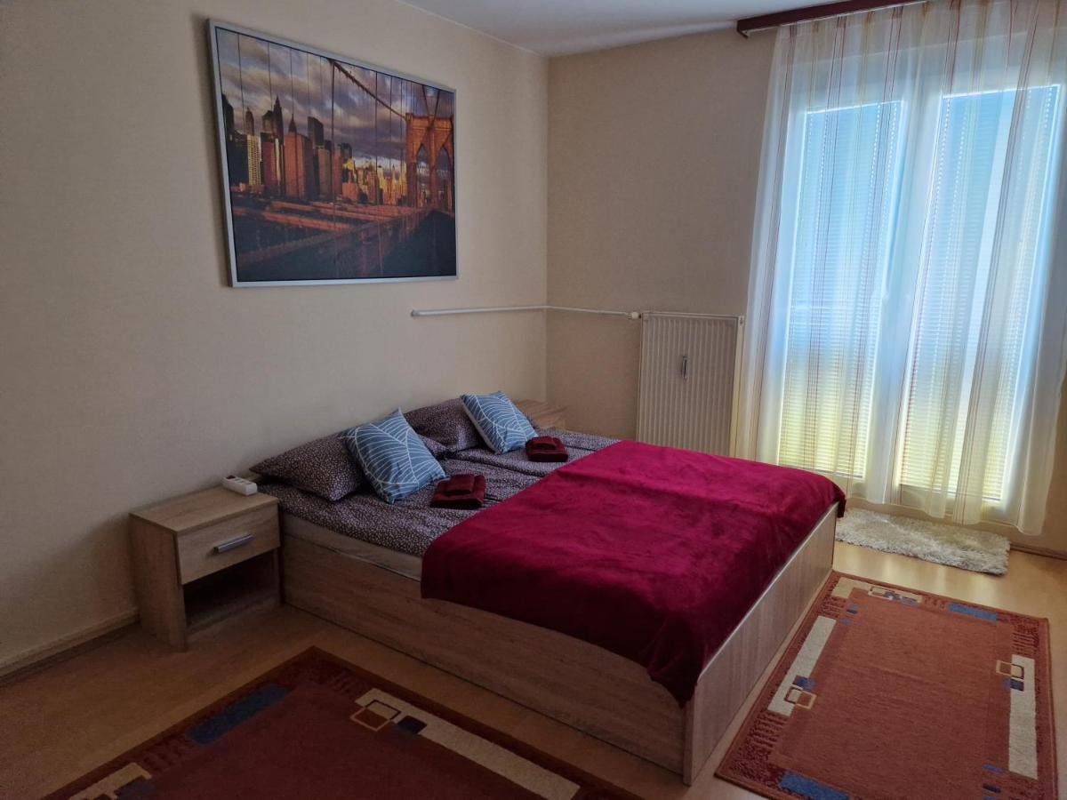 Appartement Casa Cristina à Pécs Extérieur photo